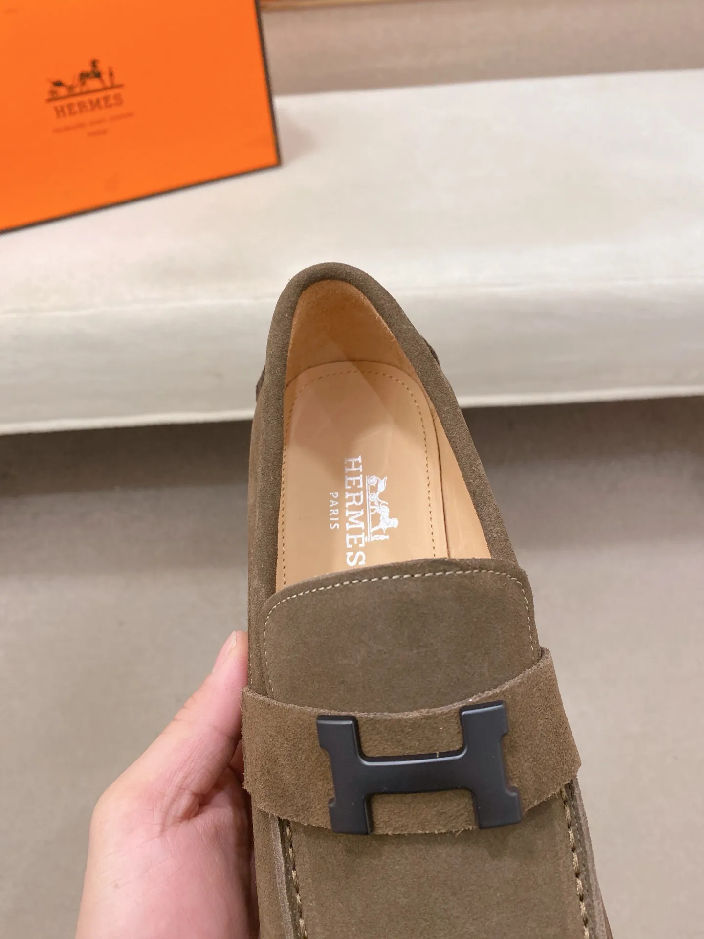 Men's shoes💰: 620💰[HERMES/Hermes]⚠️Top craftsmanship-fashionable business casual style! Pure and high quality can be compared at 1:1! Fabric: Original full-grain cowhide/Lining: Cowhide lining! The texture and comfort have been improved to another level! Rubber anti-slip bottom! Yardage: 39-44. Can be customized for 38.45.